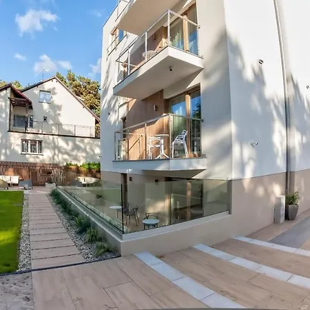 Baltic House أوستكا
